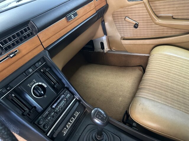 Mercedes-Benz 280