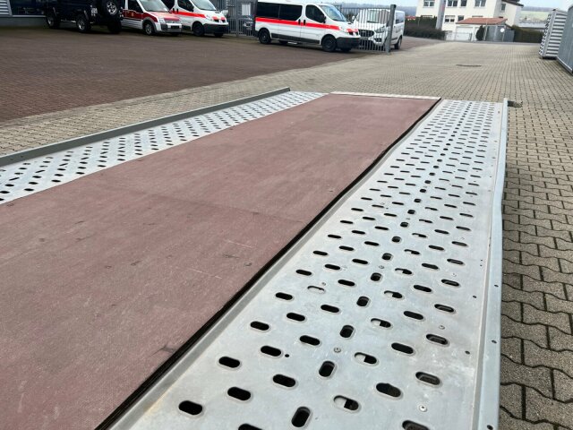 Stema Andere