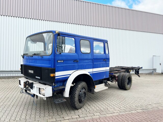 Iveco120-23 AW 4x4 Doka, V8-Motor, Seilwinde