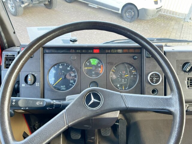 Mercedes-Benz -