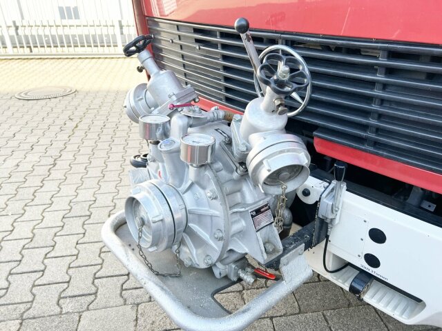 Mercedes-Benz -