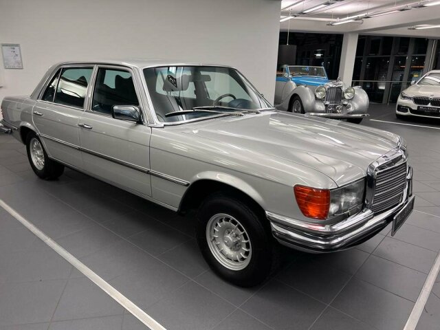 Mercedes-Benz450