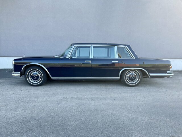 MERCEDES-BENZ 600