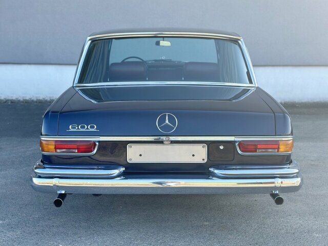 MERCEDES-BENZ 600