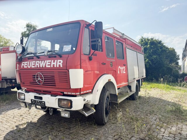 Mercedes-Benz1222 AF 4x4 Feuerwehr Doka, TLF 16/25