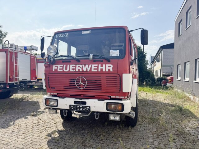Mercedes-Benz -