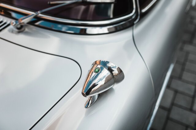 MERCEDES-BENZ 300