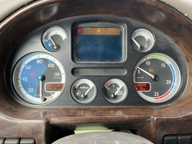 DAF AT 85