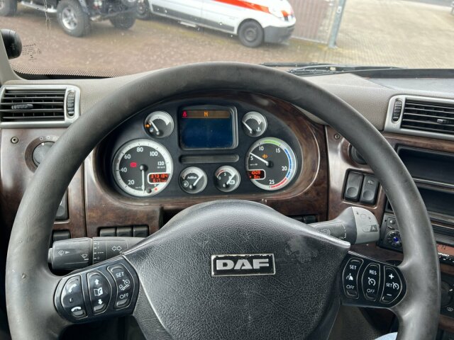DAF AT 85