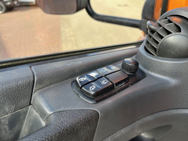 Mercedes-Benz Atego