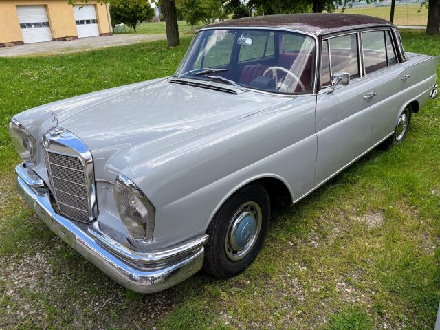 Mercedes-Benz220 SEB Heckflosse Limousine W111 mehrfach verfügbar!