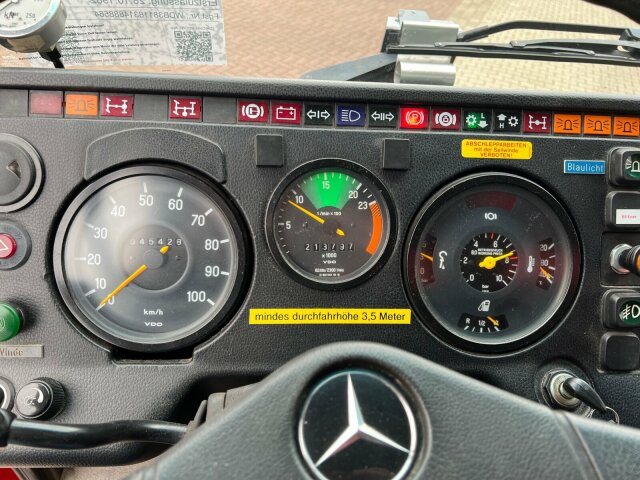 Mercedes-Benz -