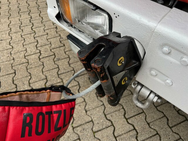 Mercedes-Benz -
