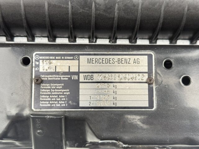 Mercedes-Benz 560