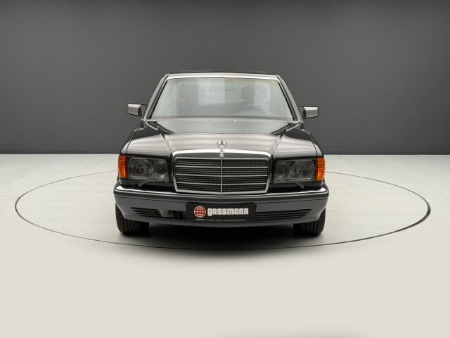 Mercedes-Benz 560