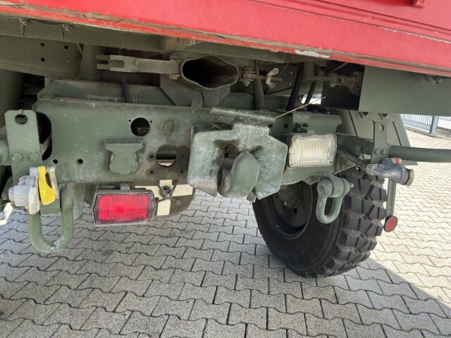 Unimog U