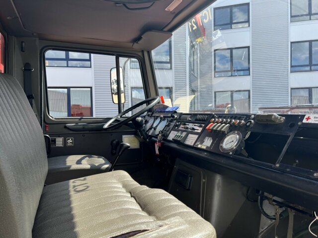 Unimog U