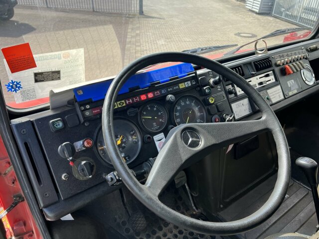 Unimog U