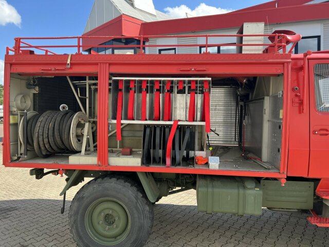 Unimog U