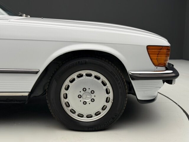Mercedes-Benz 560
