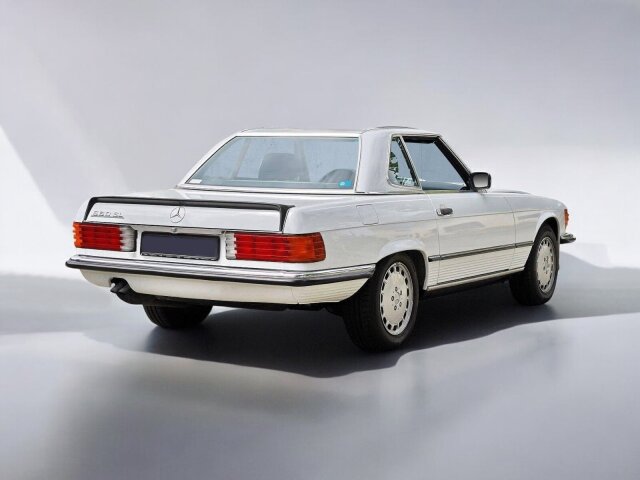 MERCEDES-BENZ SL 560