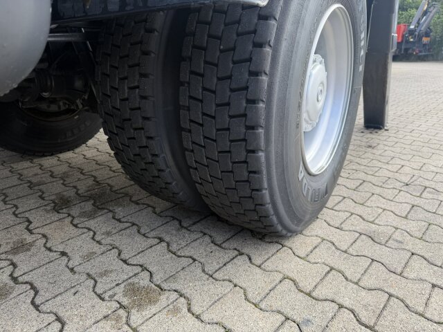 Mercedes-Benz -