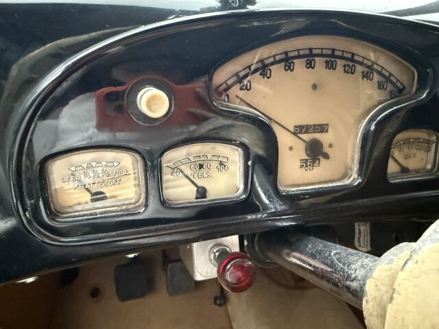 BMW 327