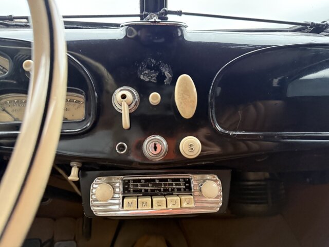 BMW 327