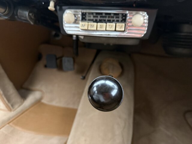 BMW 327