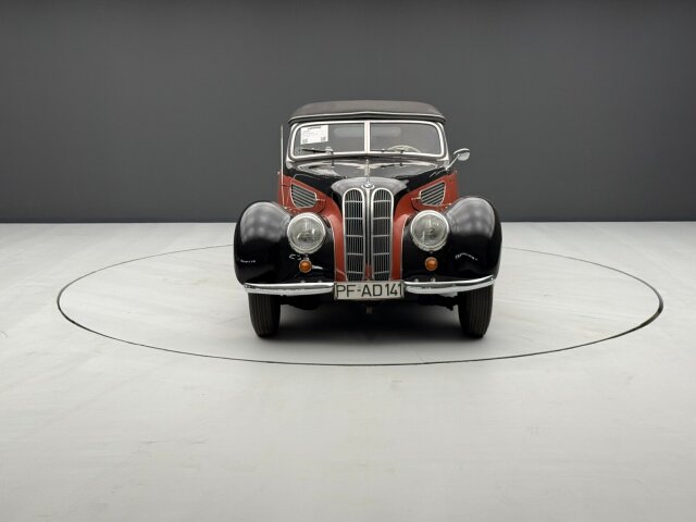 BMW 327