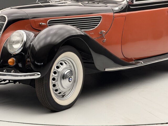 BMW 327