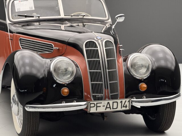 BMW 327