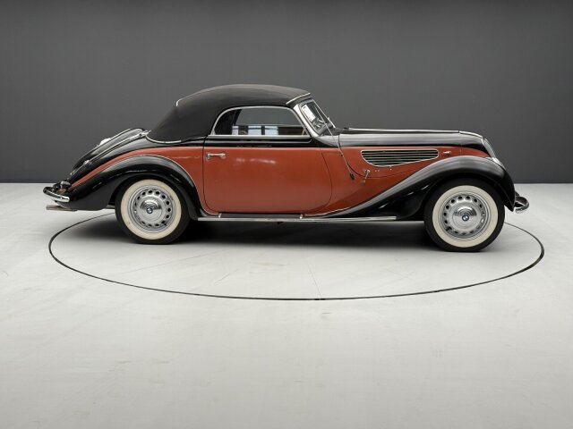 BMW 327