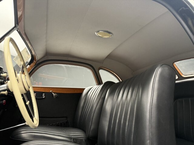 BMW 327