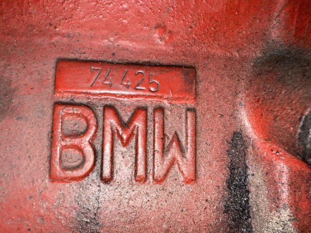 BMW 327