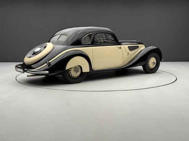 BMW 327