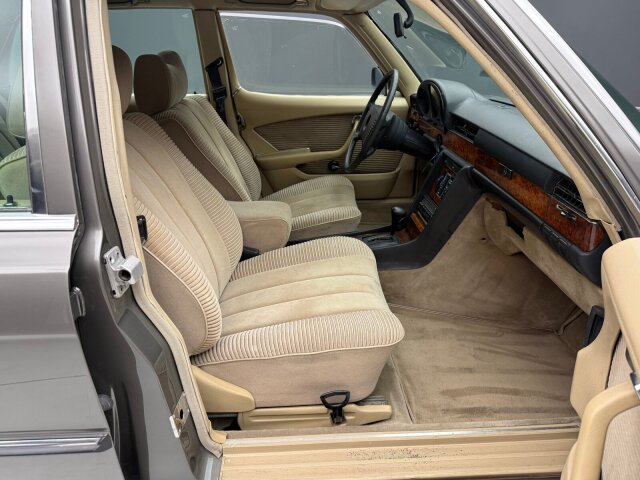 Mercedes-Benz 450