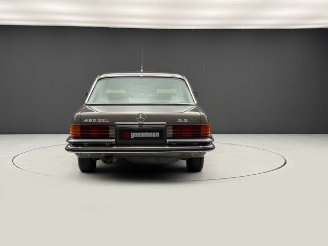 Mercedes-Benz 450