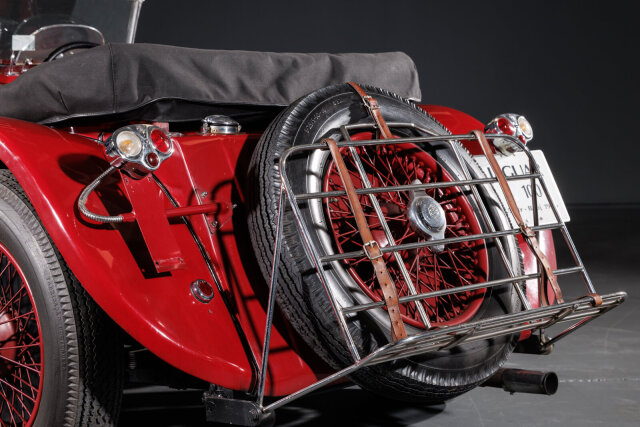 Jaguar SS100