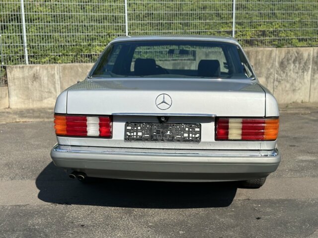 Mercedes-Benz 300