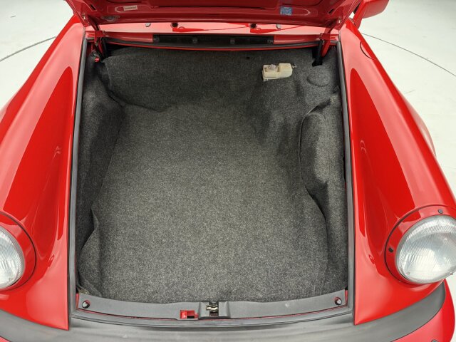 Porsche 930