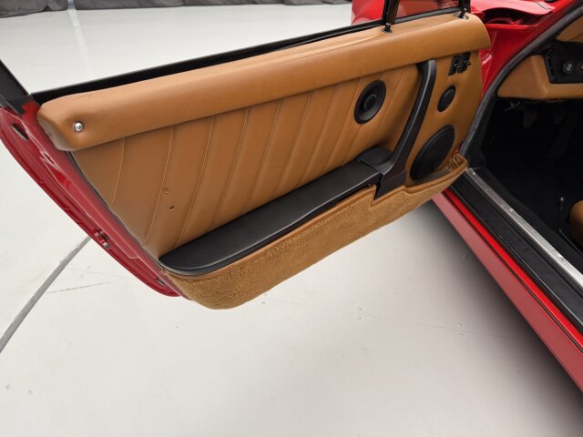 Porsche 930