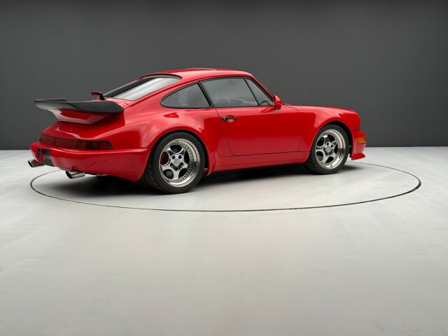 Porsche 930