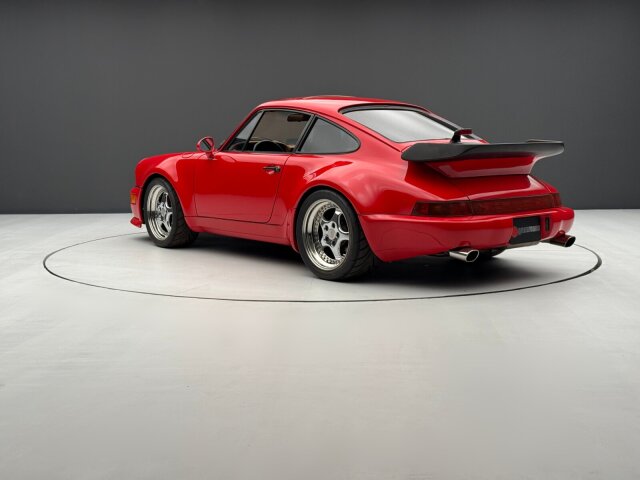 Porsche 930