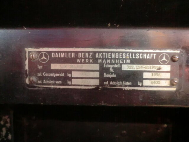 Mercedes-Benz -