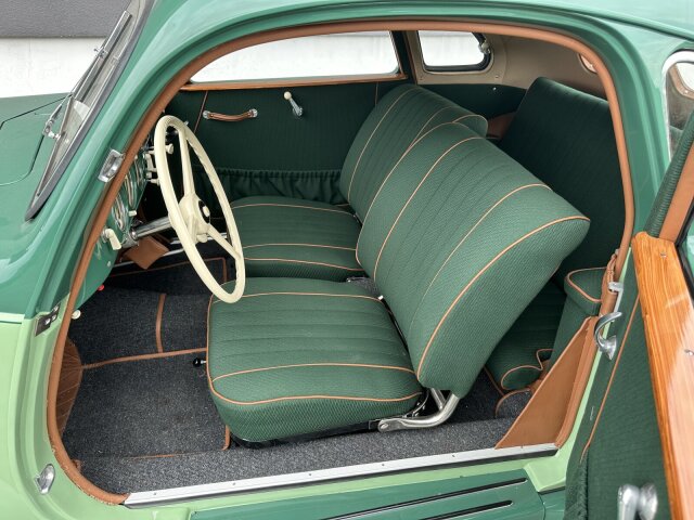 BMW 327