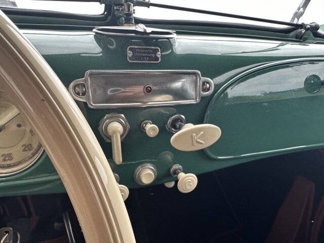 BMW 327