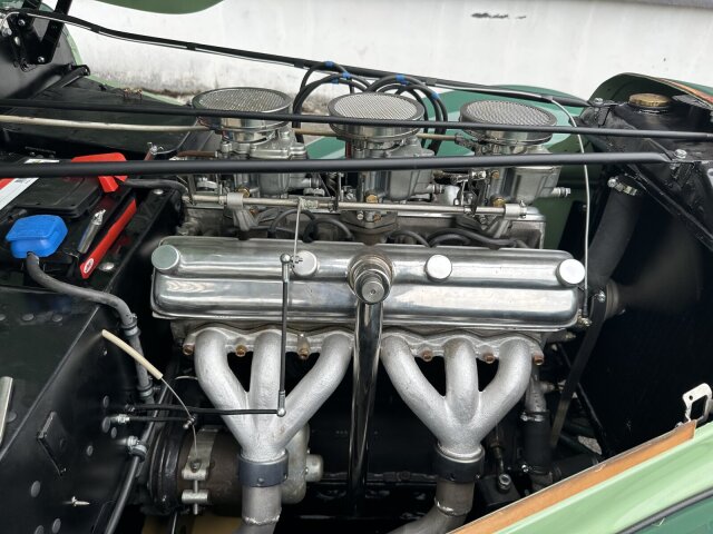 BMW 327