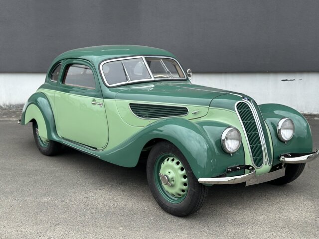 BMW 327