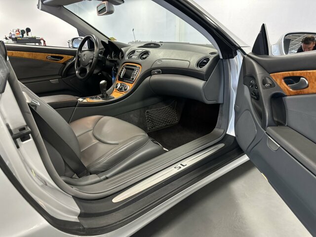MERCEDES-BENZ SL 500